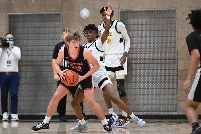 Roosevelt North Medford boys basketball Leon Neuschwander 21